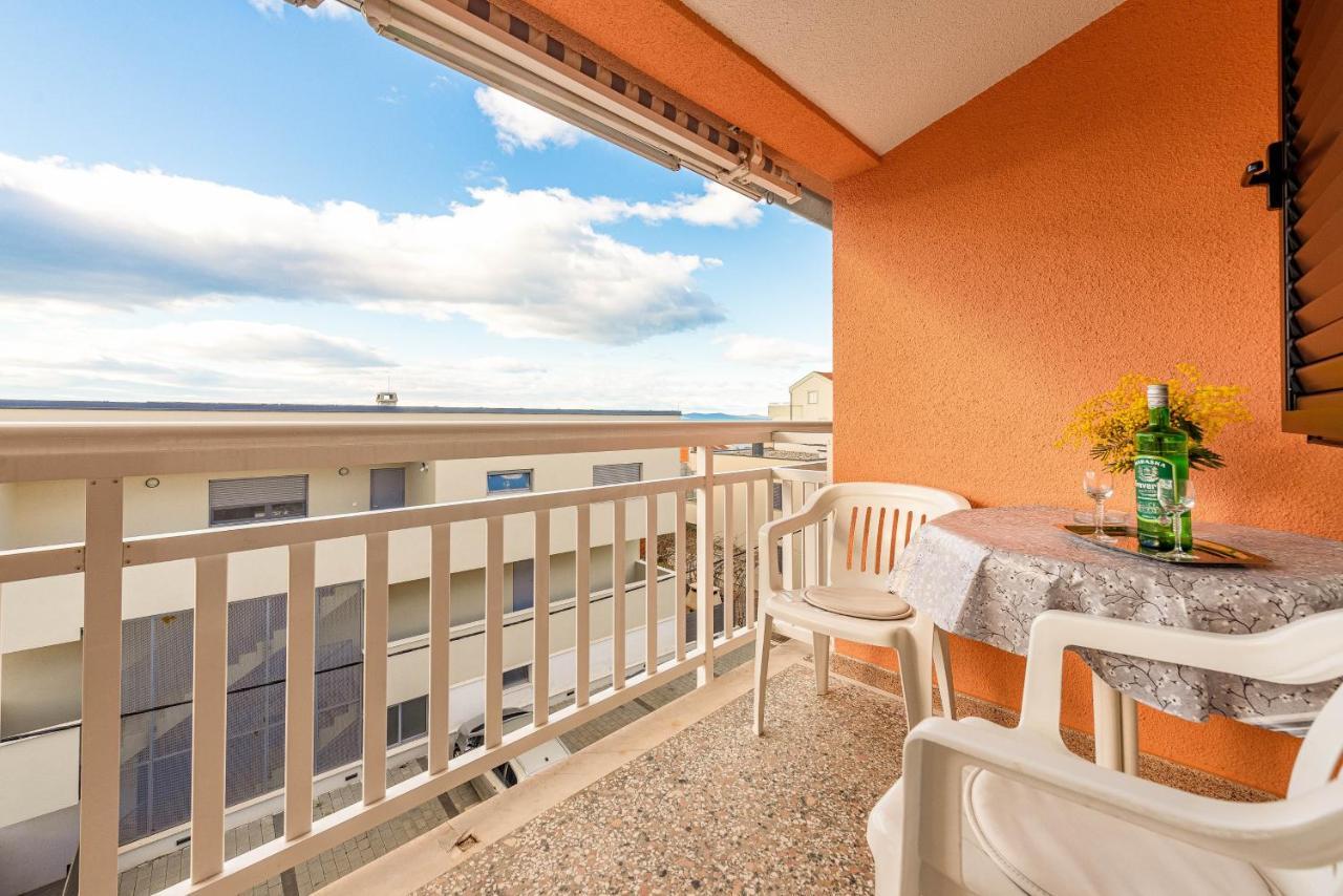 Family Friendly Seaside Apartments Kozino, Zadar - 5749 Petrčane Exterior foto