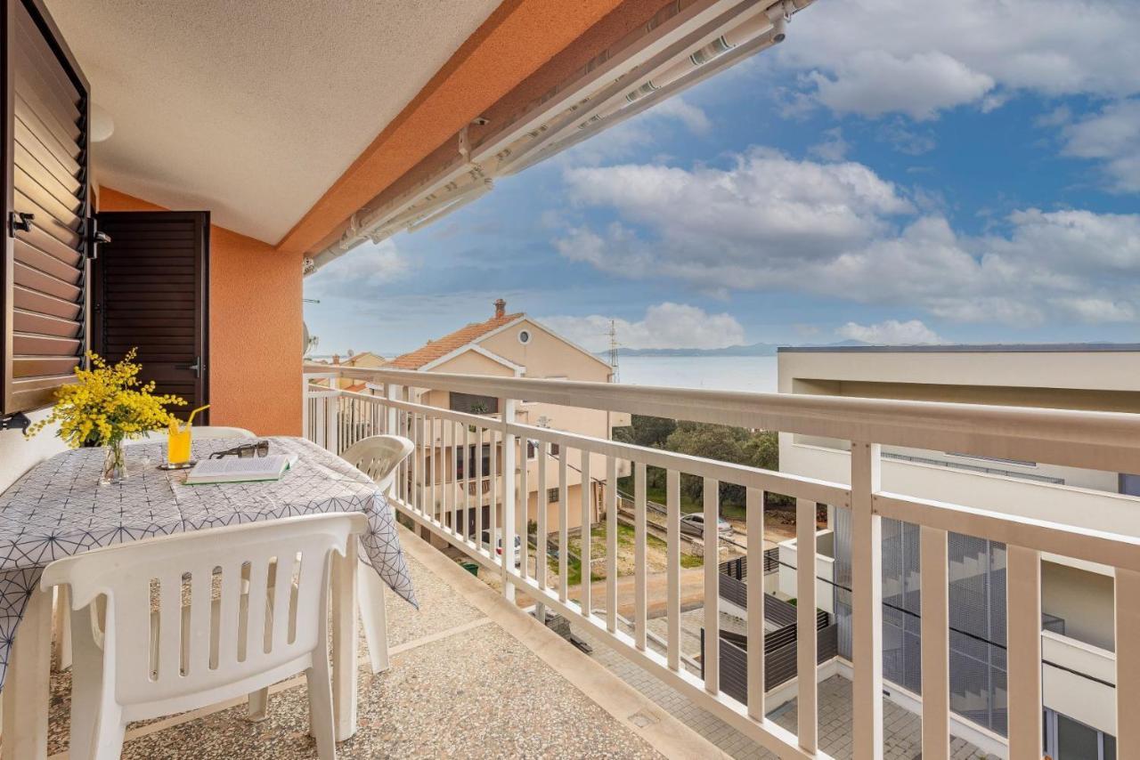 Family Friendly Seaside Apartments Kozino, Zadar - 5749 Petrčane Exterior foto